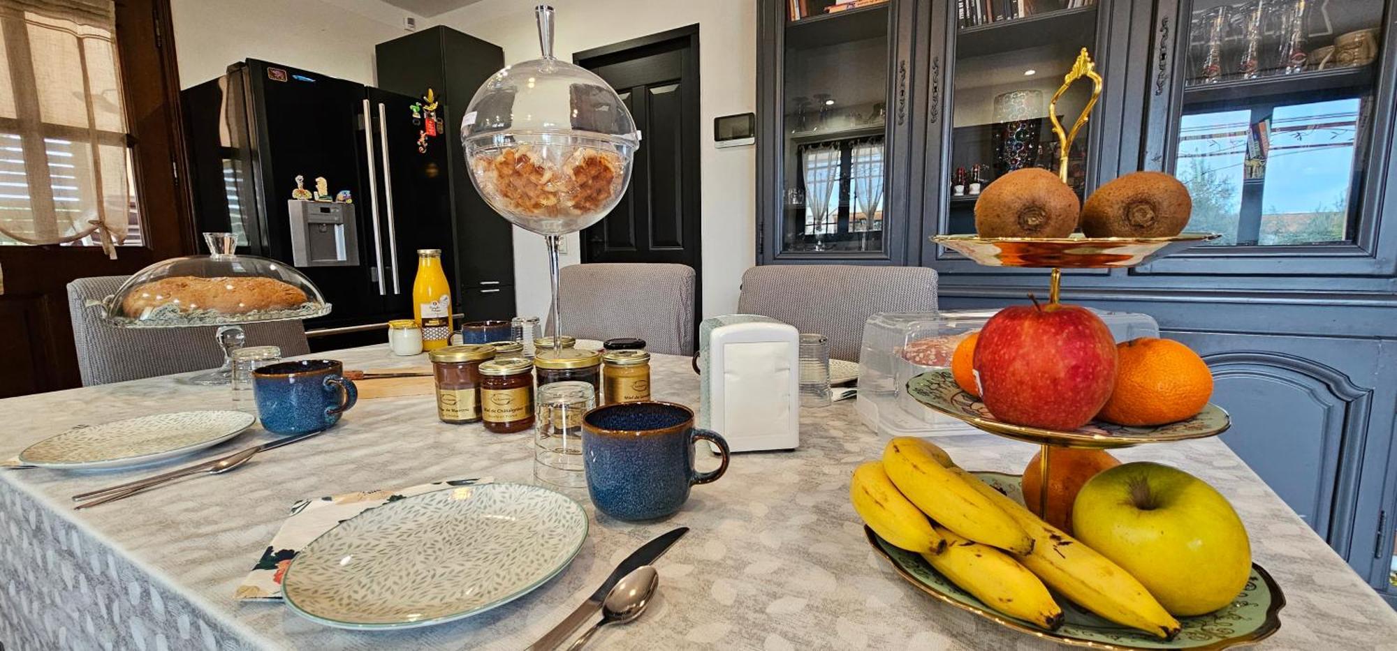 Villa Tropez Chambres D'Hotes Le Luc Luaran gambar